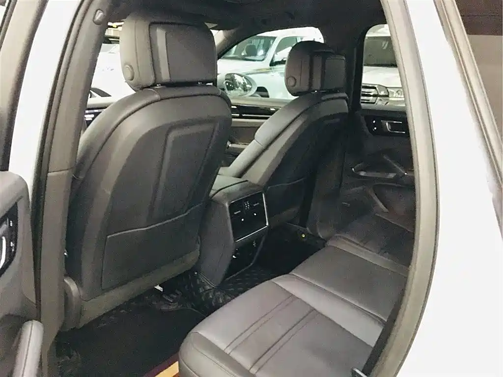 Porsche Cayenne 2019 Cayenne 3.0T фото 8