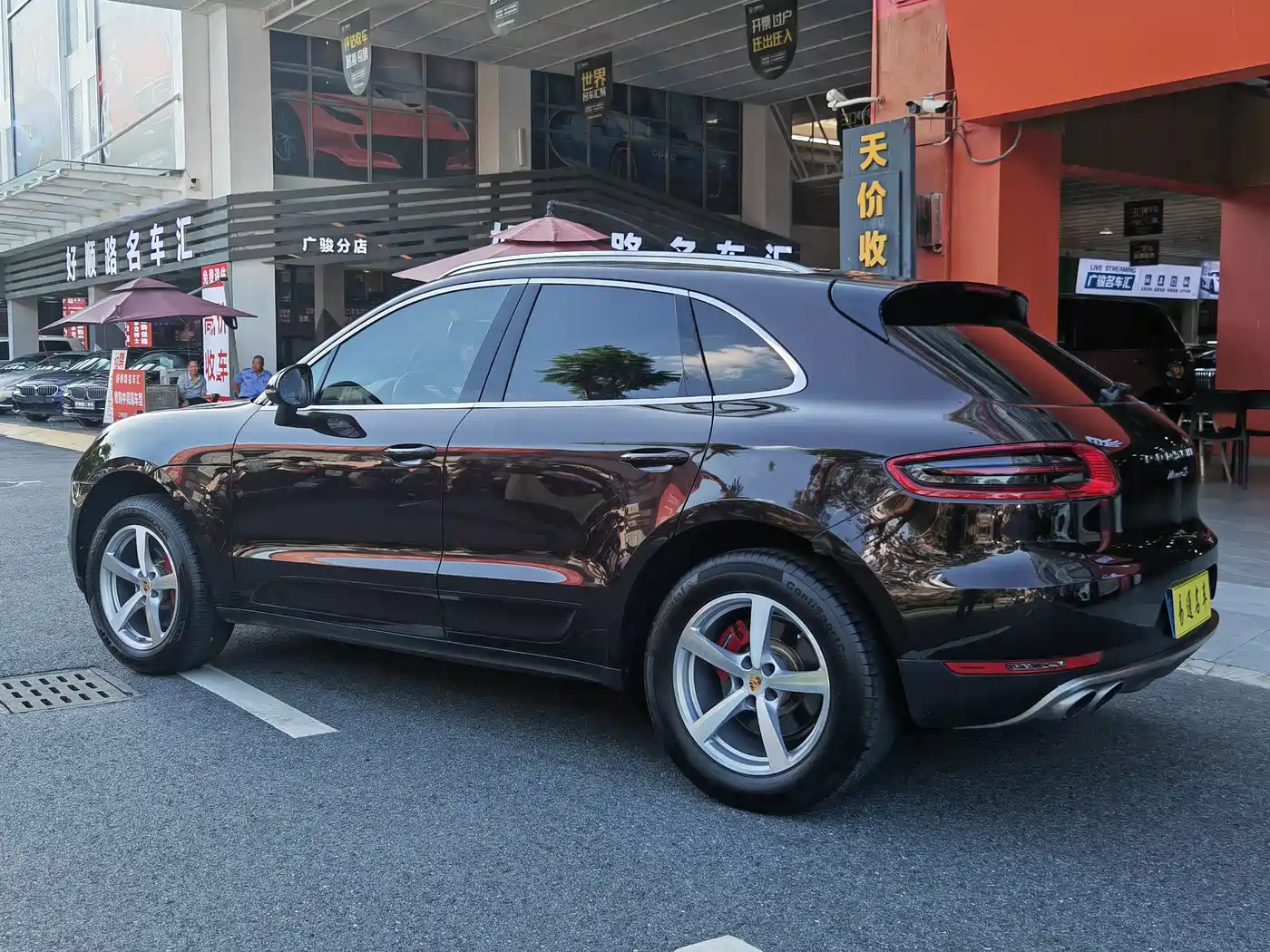 Porsche Macan 2017 Macan 2.0T фото 10