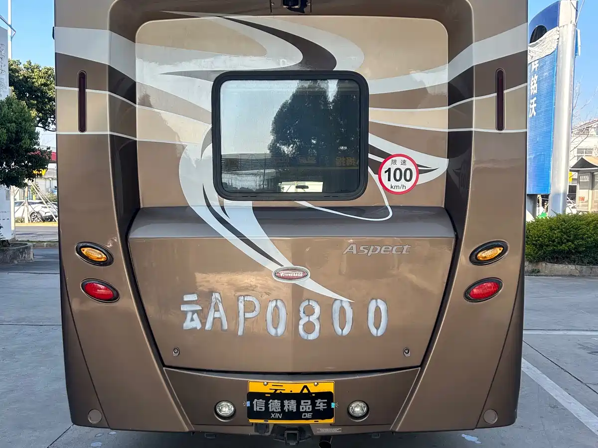 Ford E350 2011 5.4L Platinum Limited Edition фото 8