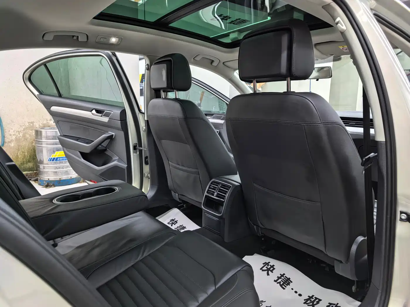 Volkswagen Magotan 2017 330TSI DSG Leading фото 9