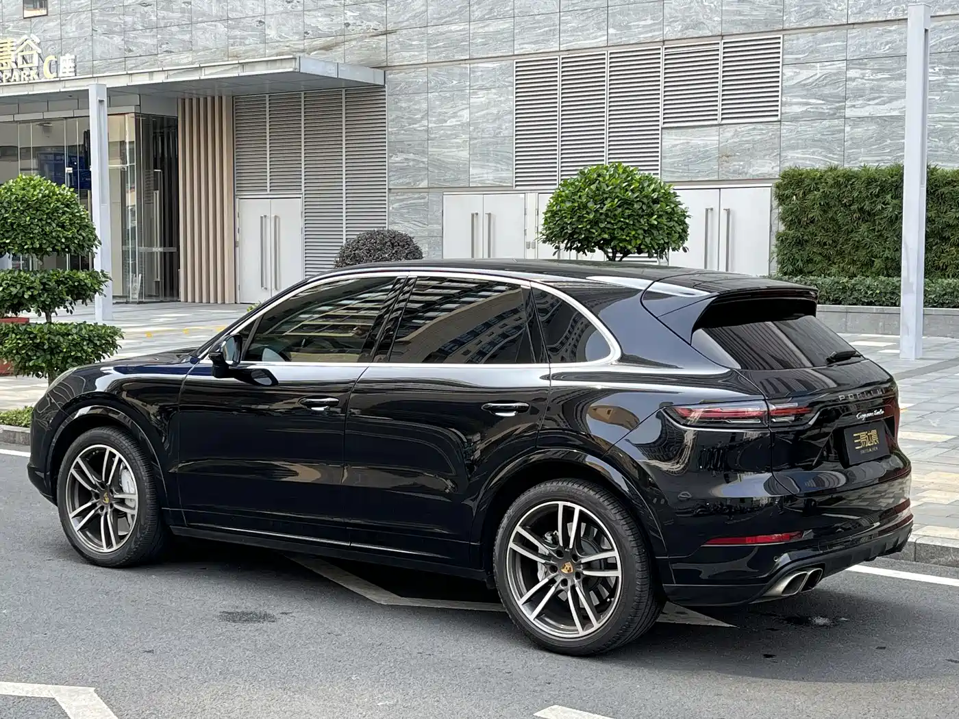 Porsche Cayenne 2018 Cayenne Turbo 4.0T фото 4