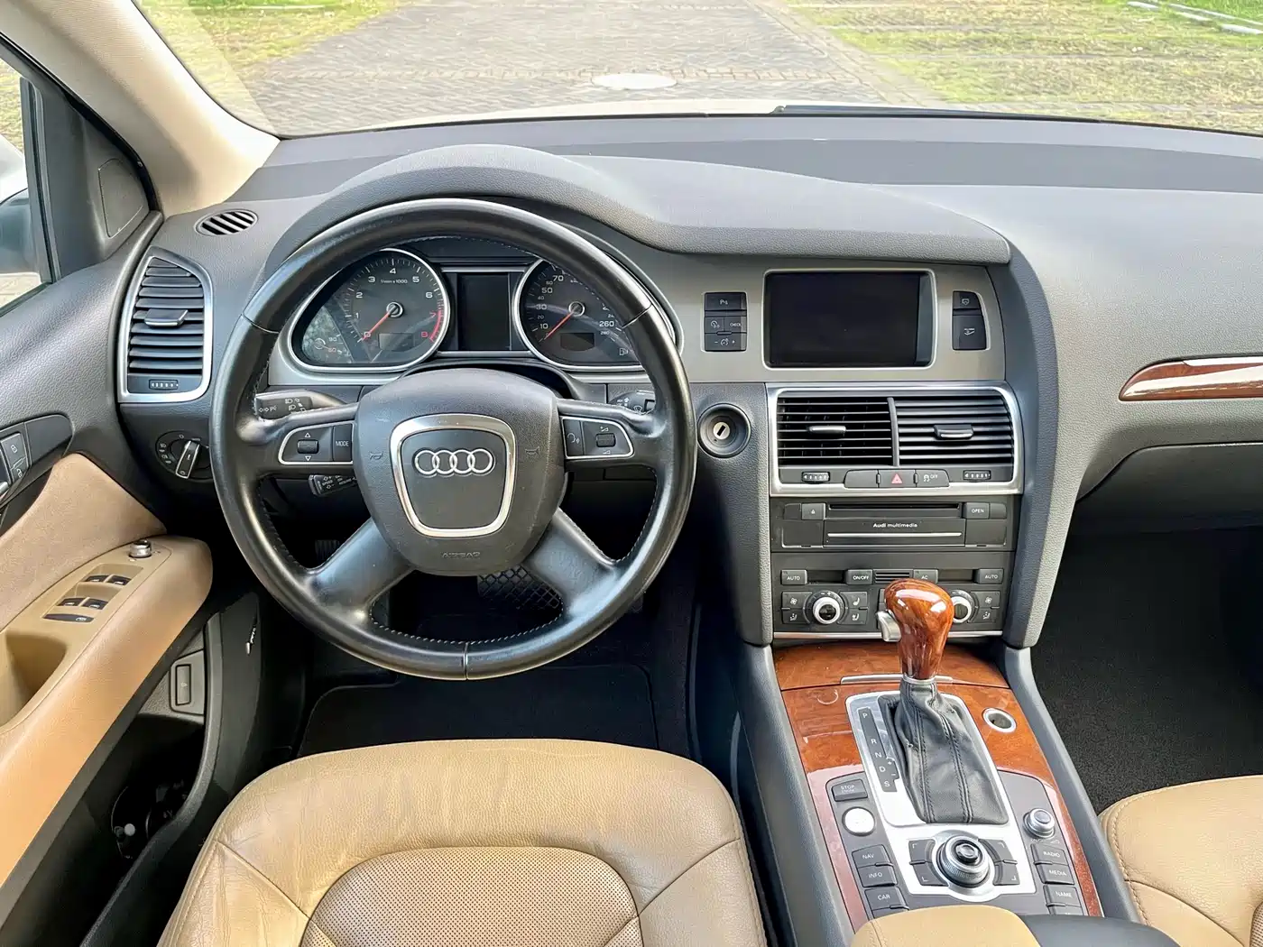 Audi Q7 2011 3.0 TFSI Comfort (200kW) фото 11