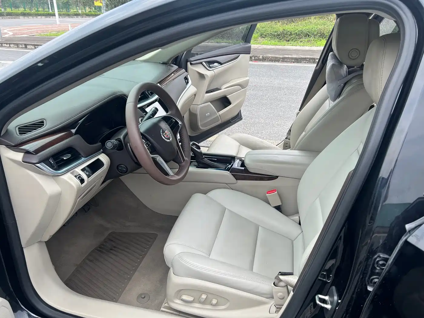 Cadillac XTS 2014 28T Elite фото 5
