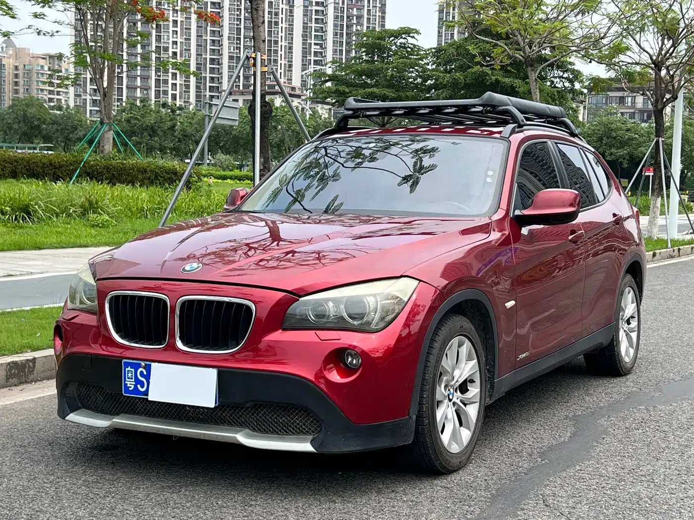 BMW X1 (Import) 2010 xDrive25i фото 2