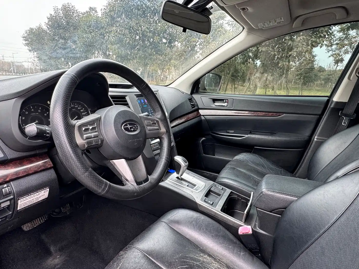 Subaru Outback 2011 2.5i Luxury Edition фото 8