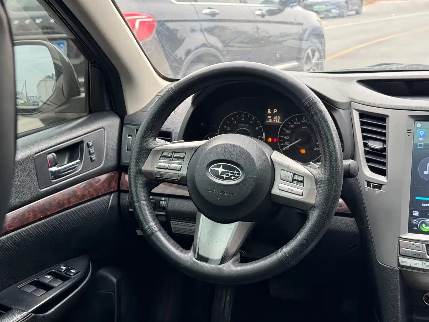 Subaru Outback 2011 2.5i Luxury Edition фото 15