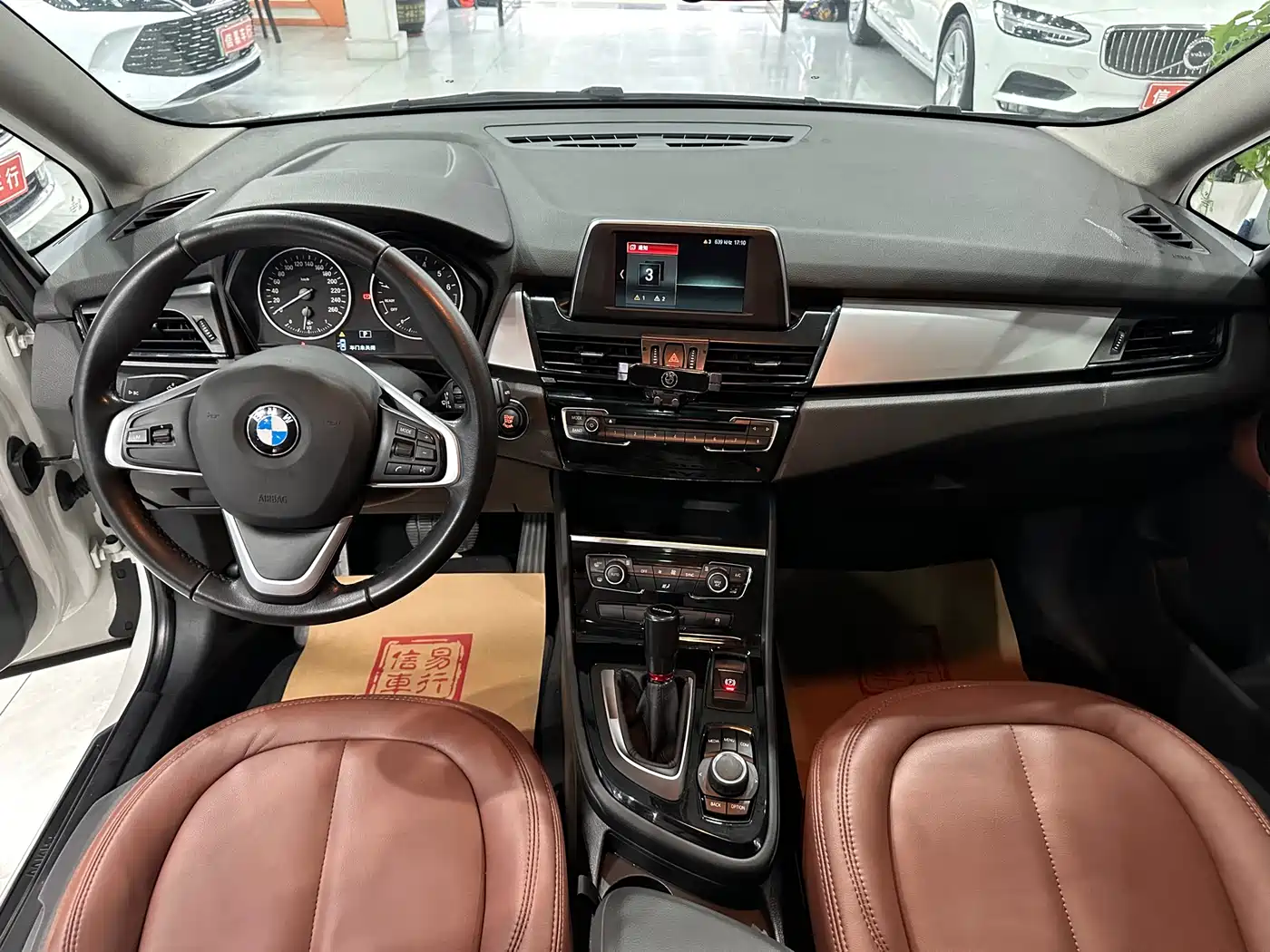 BMW 2 Series Gran Tourer 2015 218i Leading фото 14