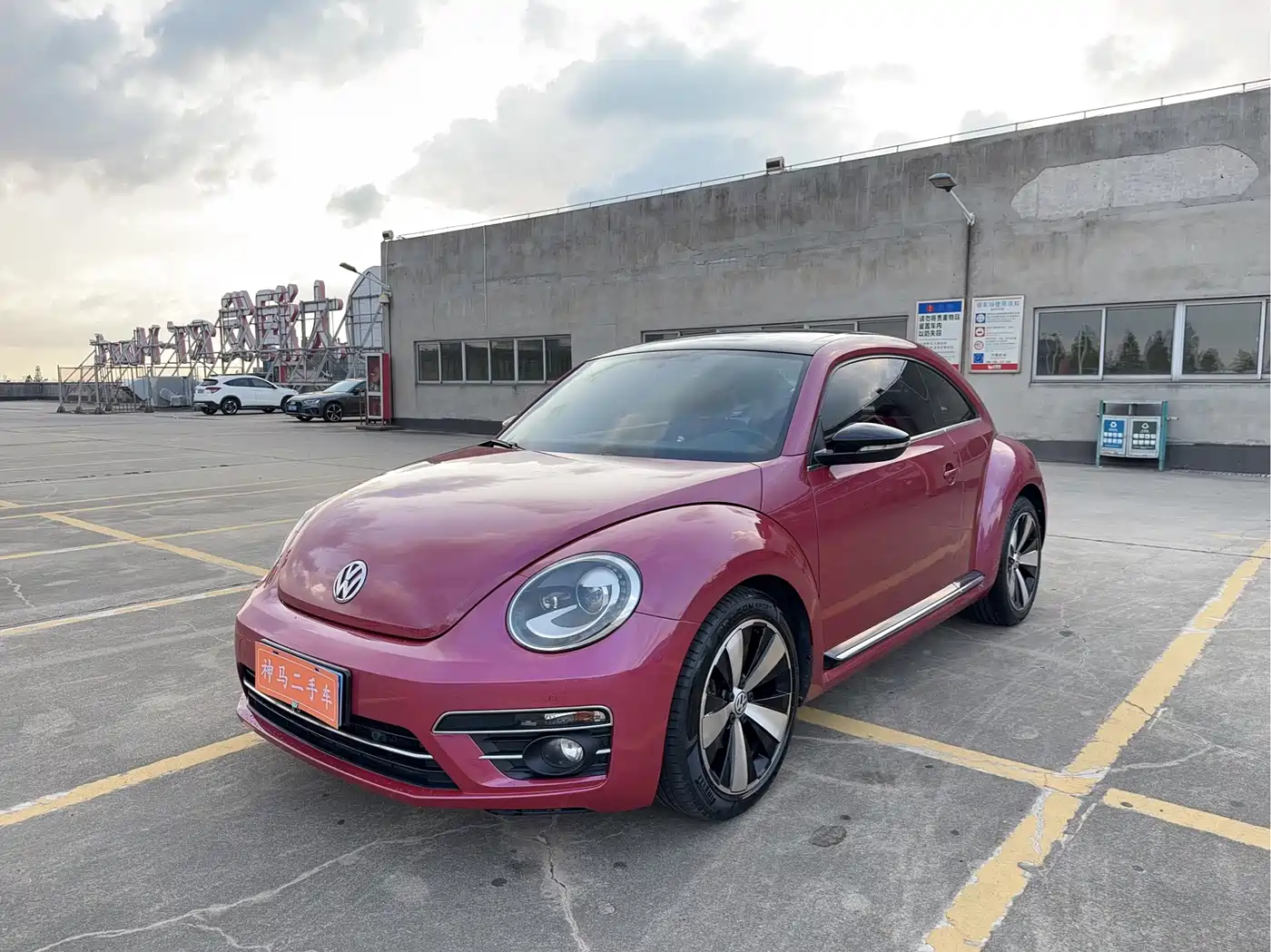 Volkswagen Beetle 2017 180TSI Pink Edition