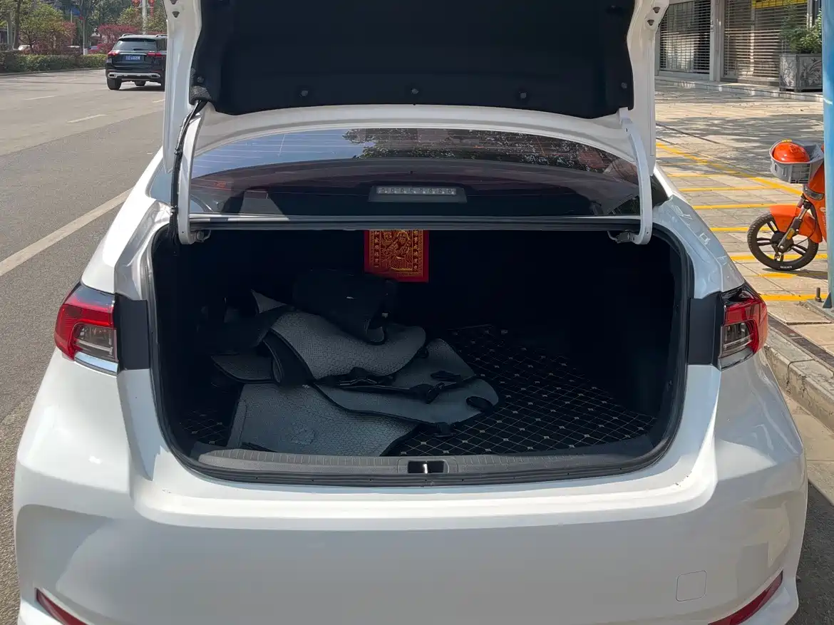 Toyota Corolla 2022 1.2T S-CVT Pioneer PLUS Edition фото 15