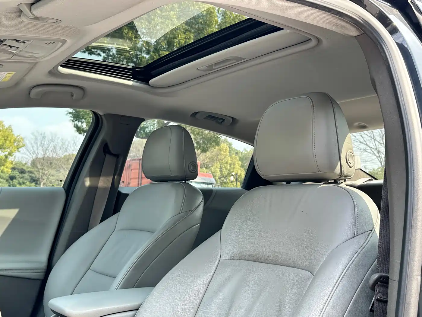Chevrolet Malibu XL 2018 530T Auto RuiXiang Edition фото 25