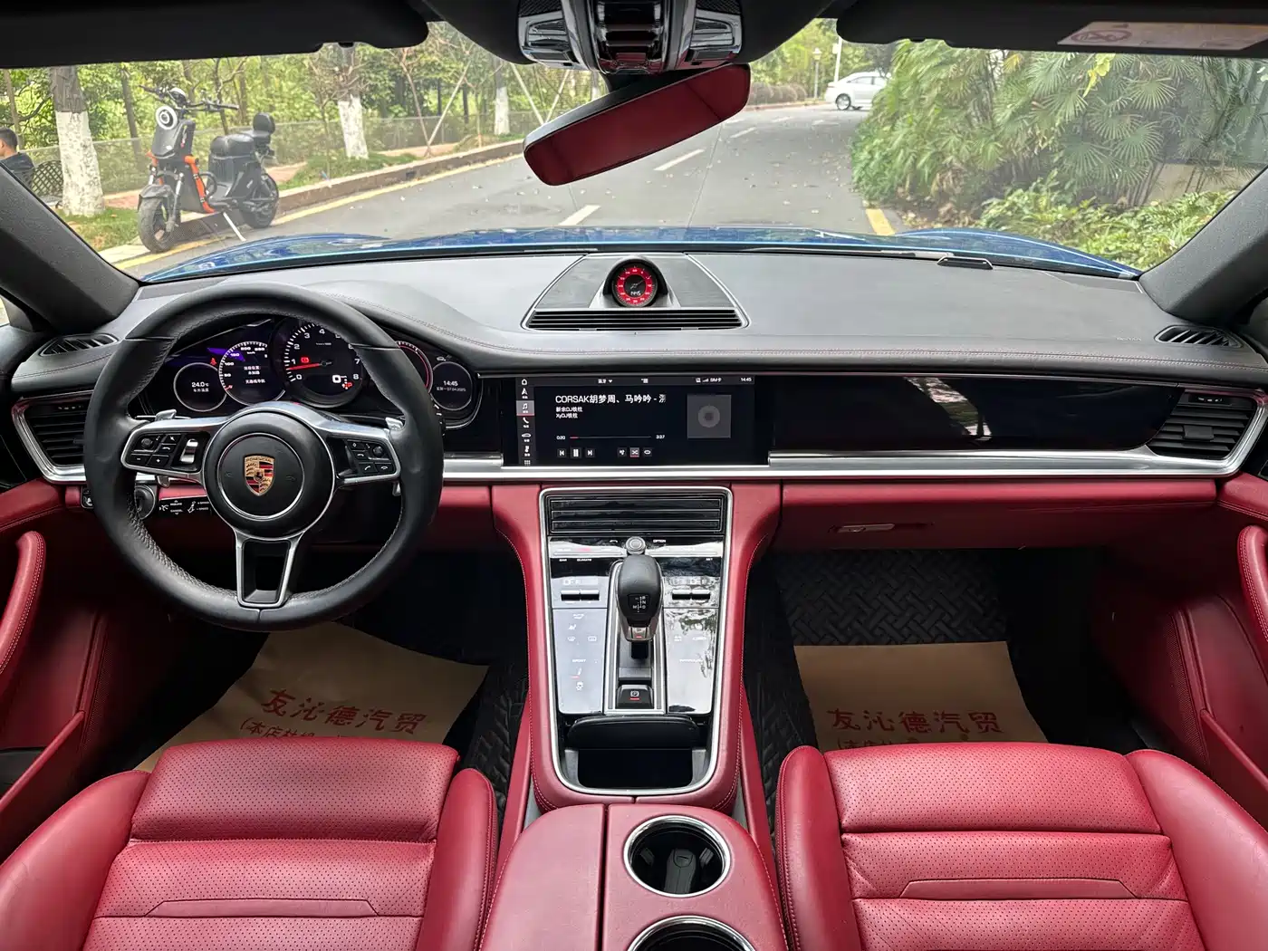 Porsche Panamera 2017 Panamera 3.0T фото 8