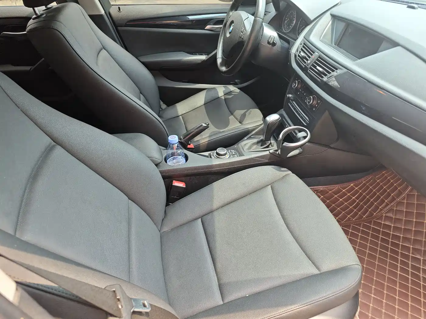 BMW X1 (Import) 2012 sDrive18i Luxury фото 8