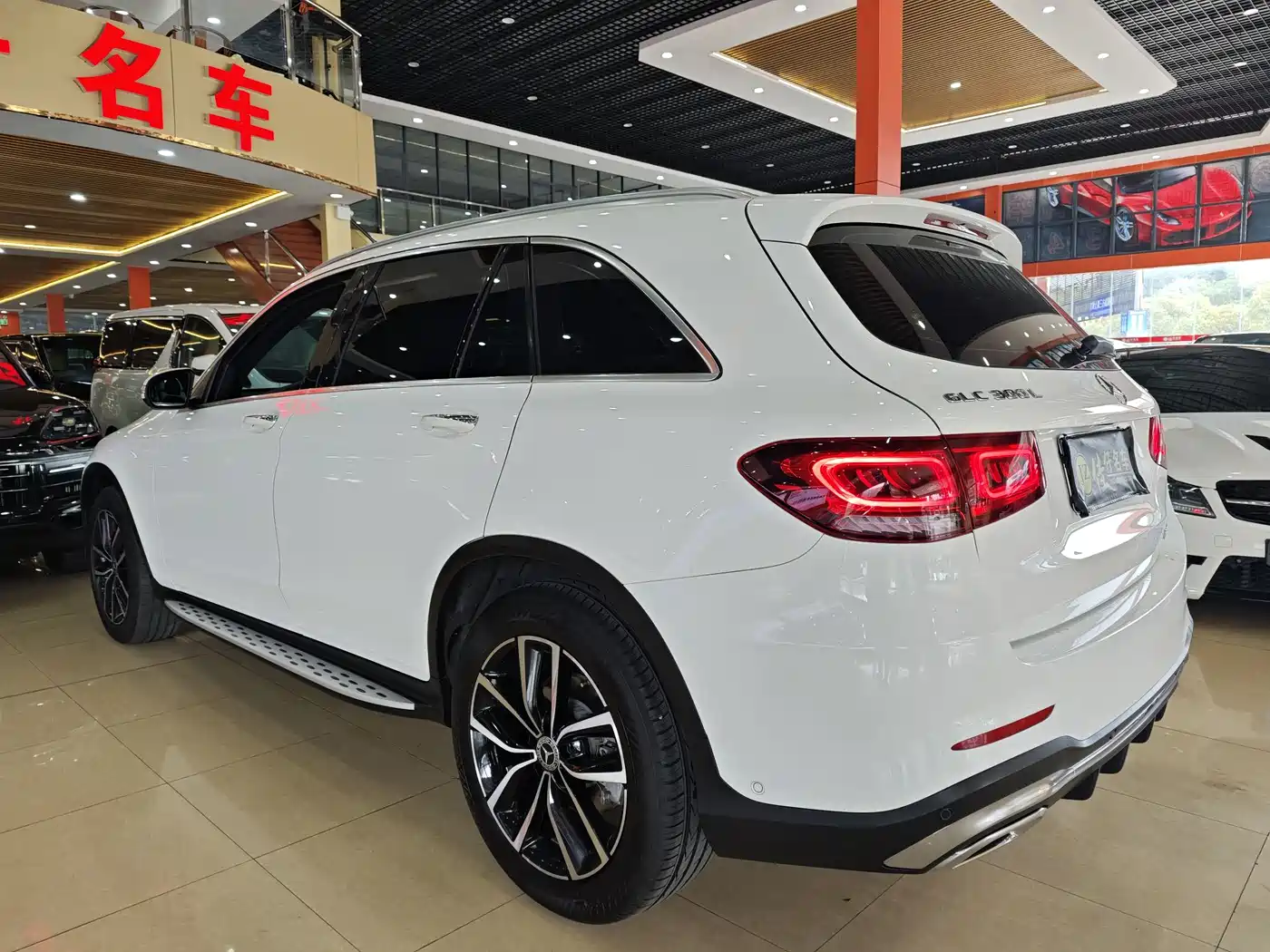 Mercedes-Benz GLC 2020 Facelift GLC 300 L 4MATIC Dynamic фото 6