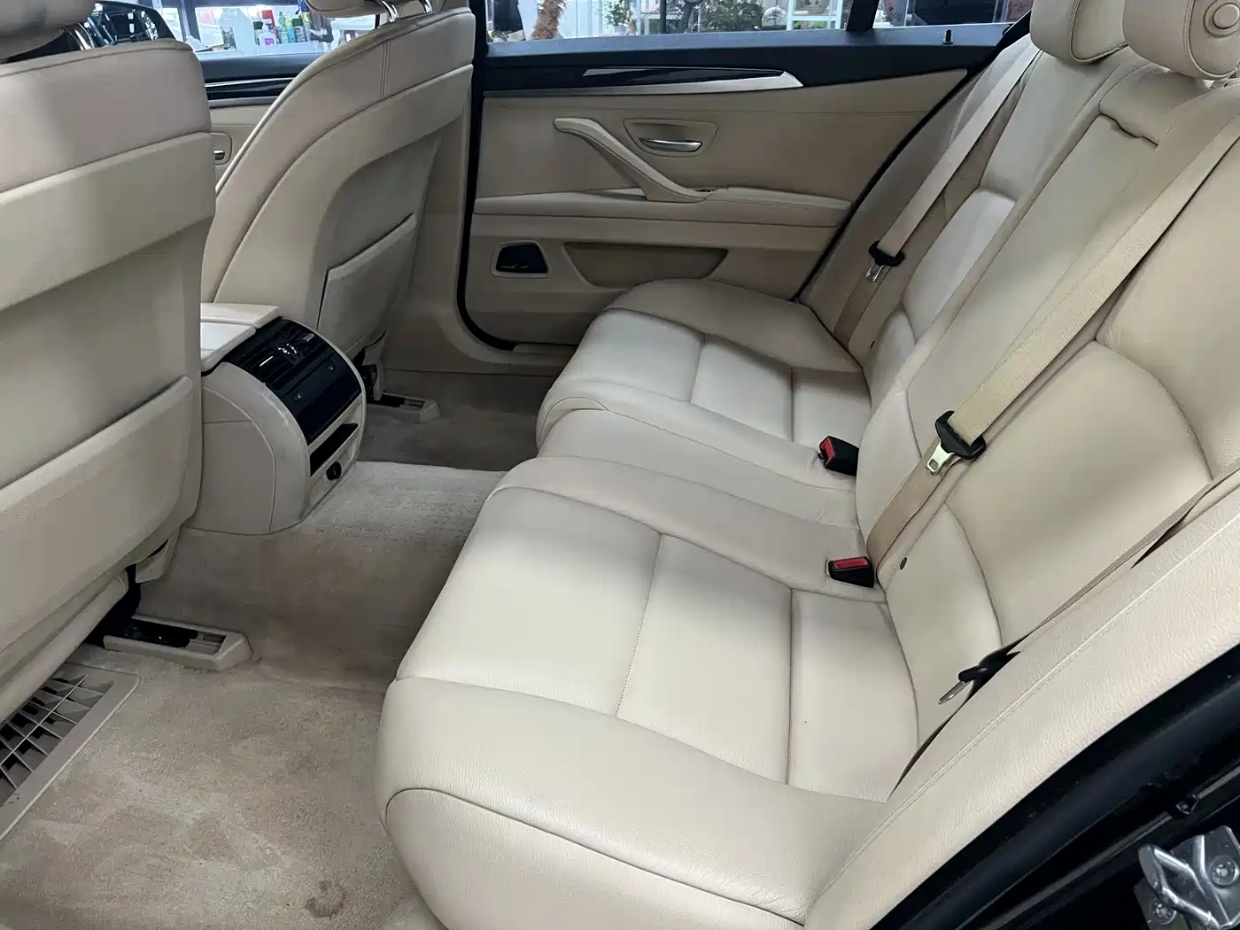 BMW 5 Series 2013 525Li Luxury фото 5