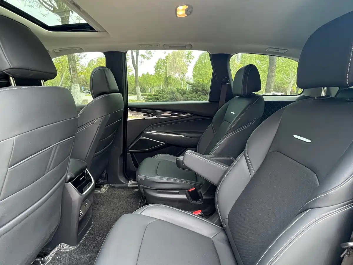 SAIC MAXUS CHASE G50