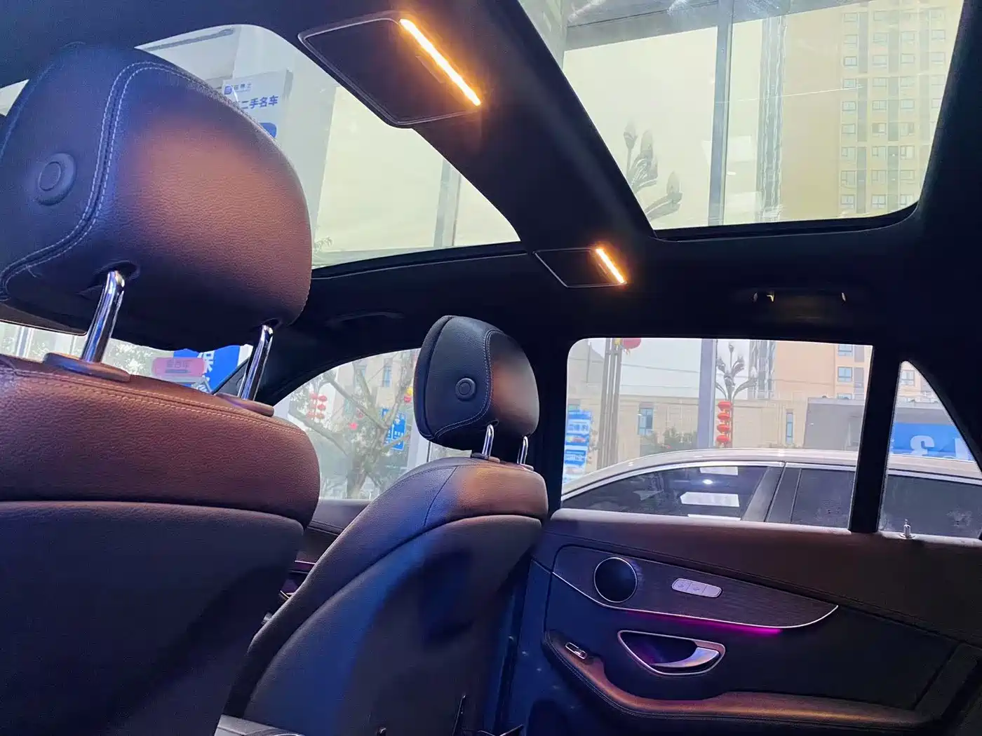 MERCEDES-BENZ GLC