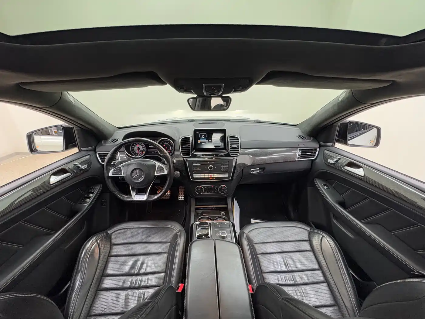 Mercedes-Benz GLE Coupe AMG 2015 AMG GLE 63 4MATIC Coupe SUV фото 15