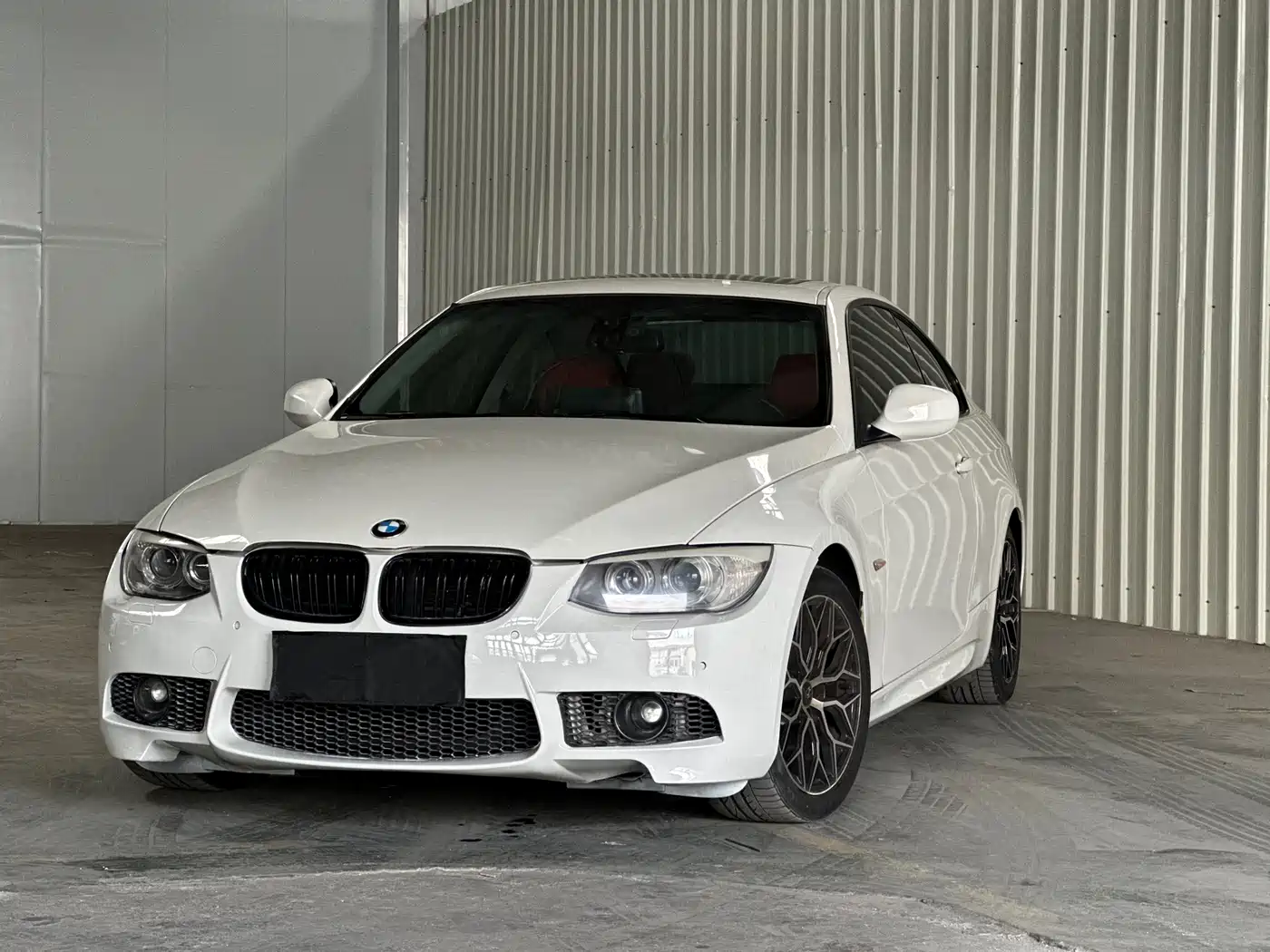 BMW 3 Series (Import) 2011 320i Coupe фото 2