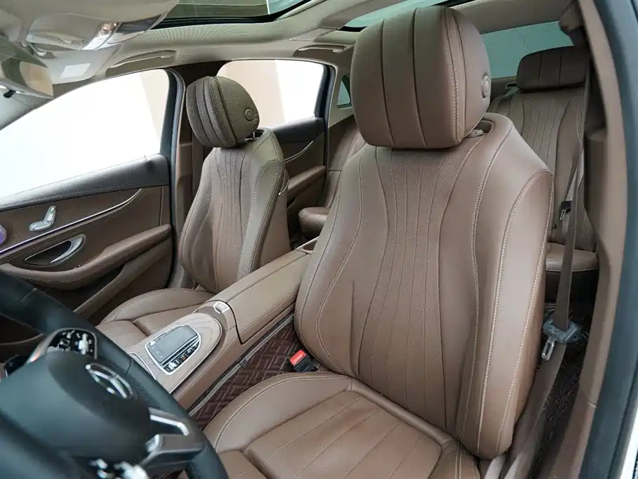 Mercedes-Benz E-Class 2016 E 200 L фото 4