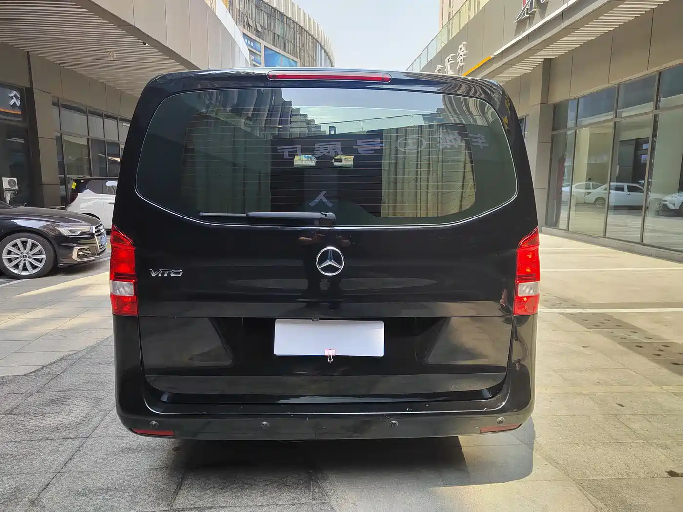 Mercedes-Benz Vito 2018 2.0T Elite Edition 7-seater China VI фото 16