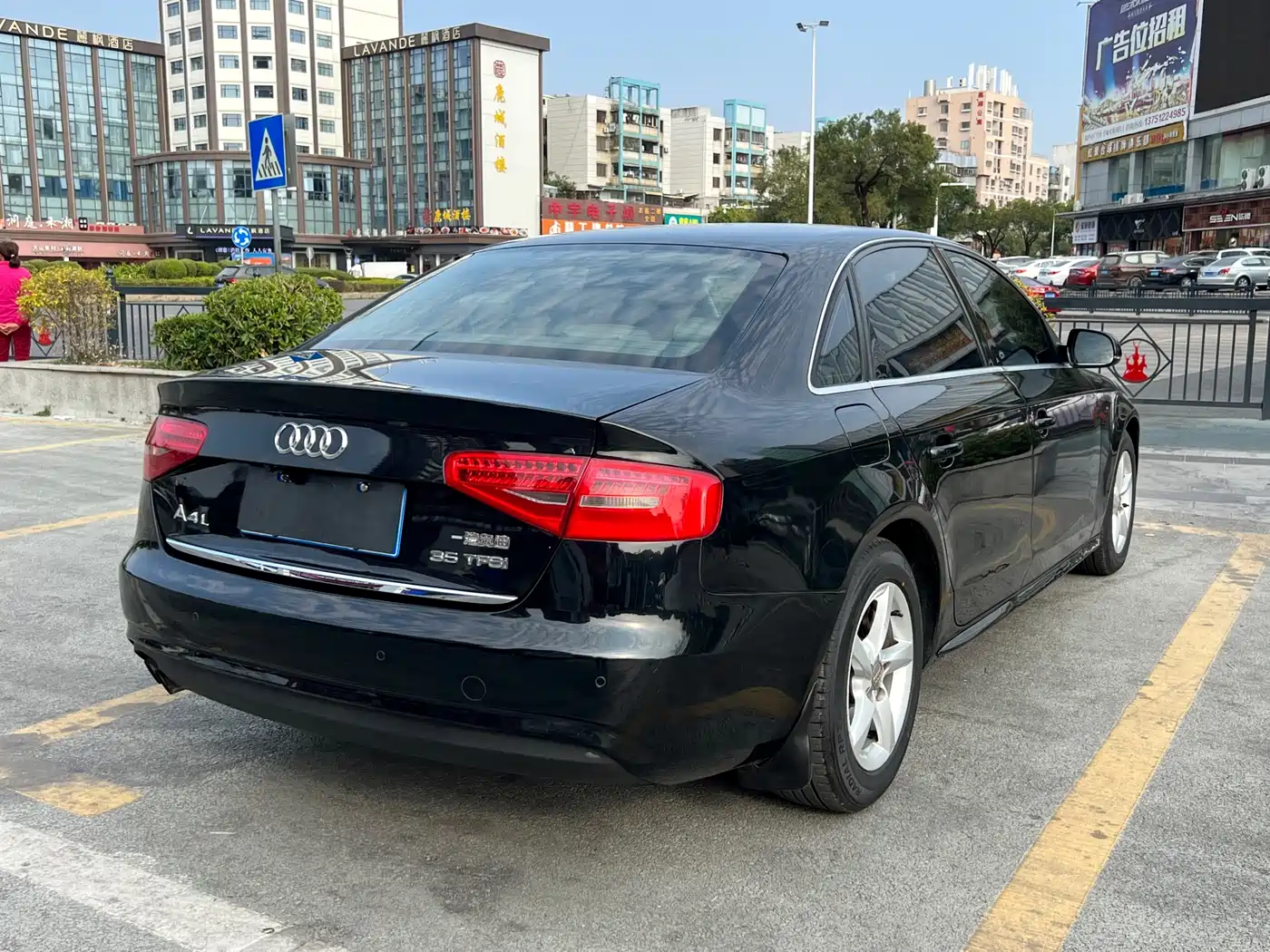 Audi A4L 2013 35 TFSI Automatic Standard фото 7