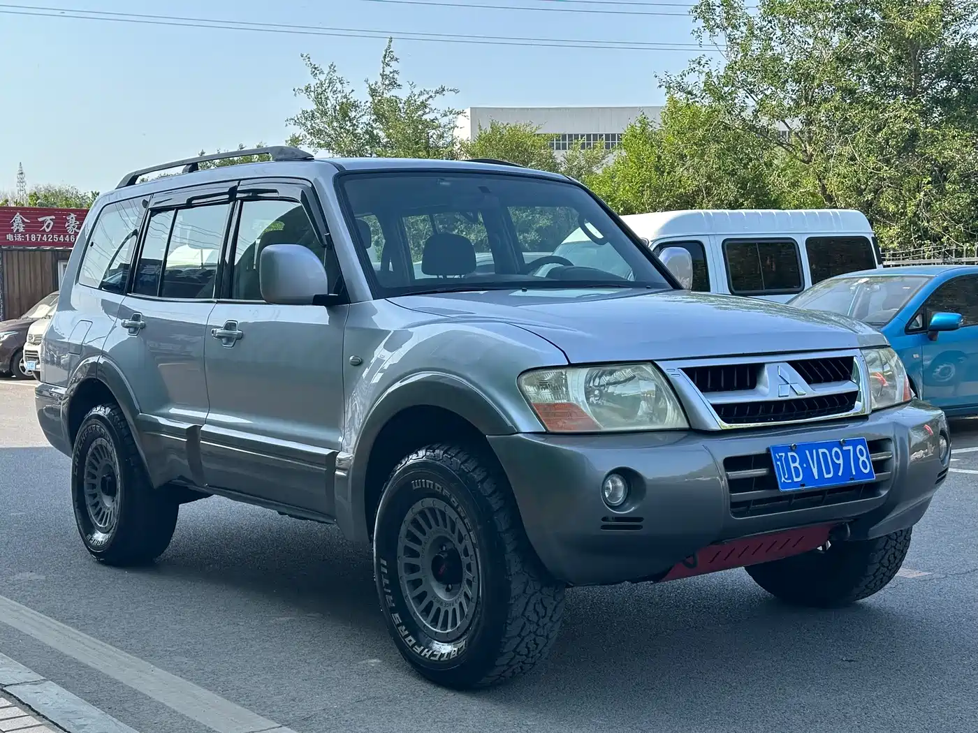 Mitsubishi Pajero 2011 Mitsubishi Pajero V73 3.0L MT GL фото 3