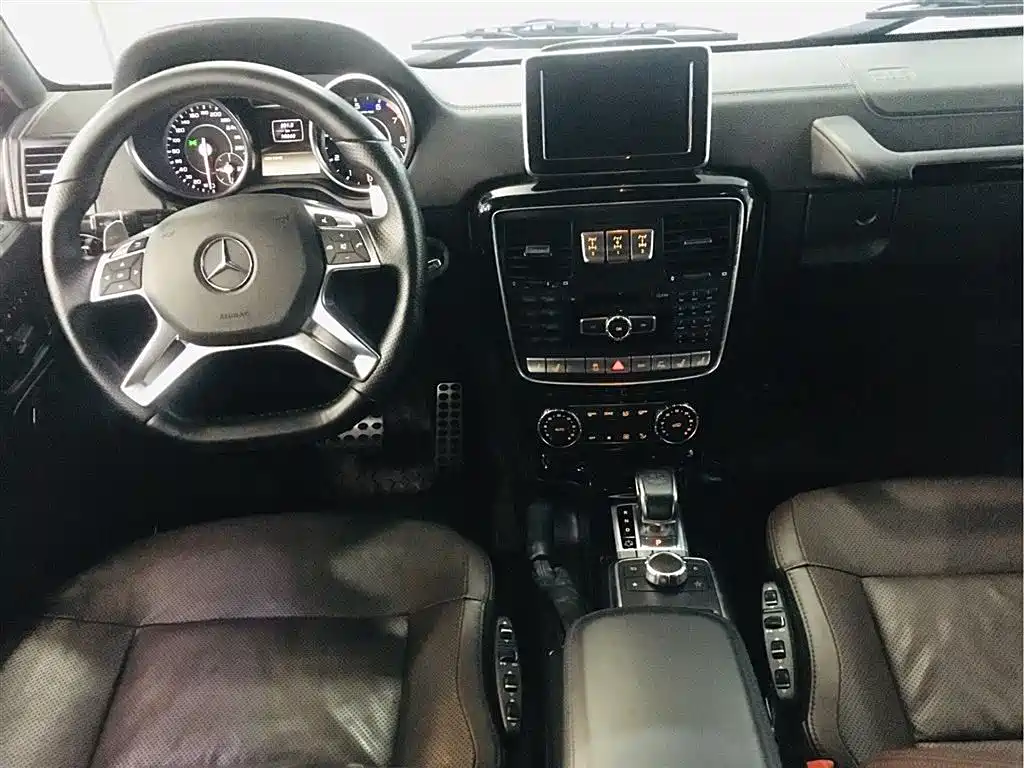 Mercedes-Benz G-Class AMG 2013 AMG G 63 фото 9