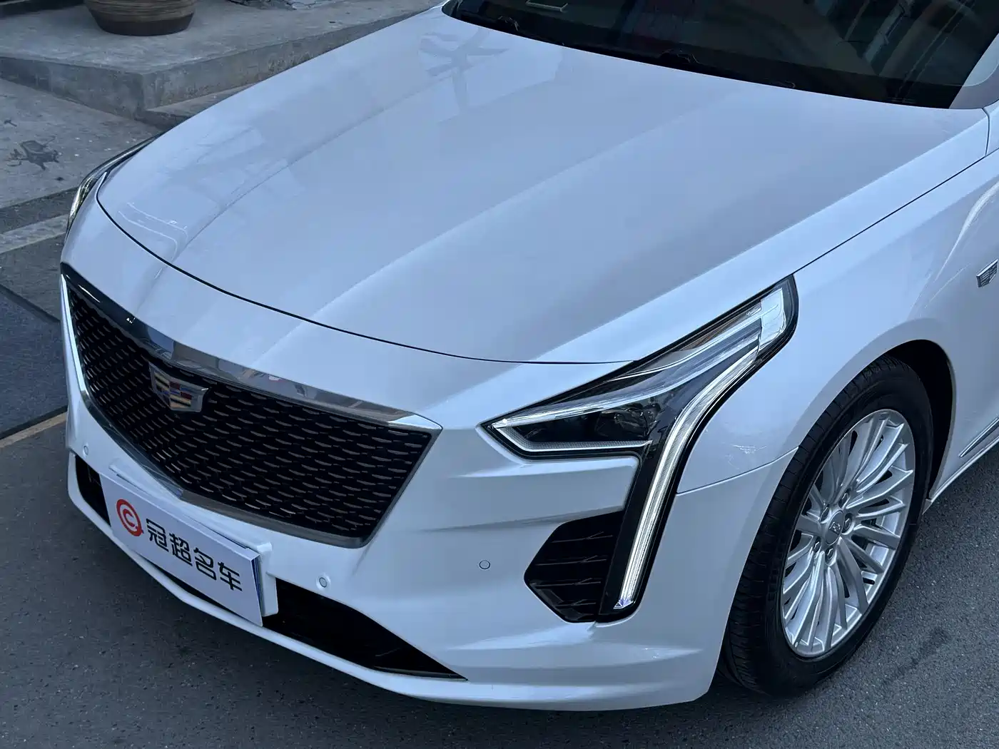 CADILLAC CT6