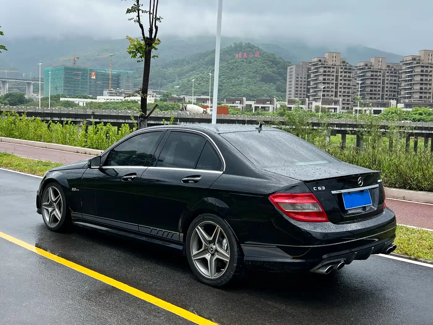 Mercedes-Benz C-Class AMG 2010 AMG C 63 Sport Enhanced Edition фото 15