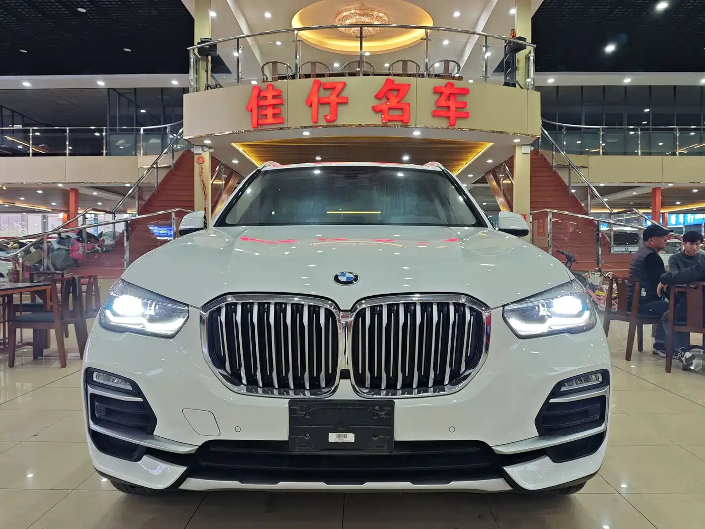 BMW X5 (Import) 2019 xDrive40i M Sport Package фото 2