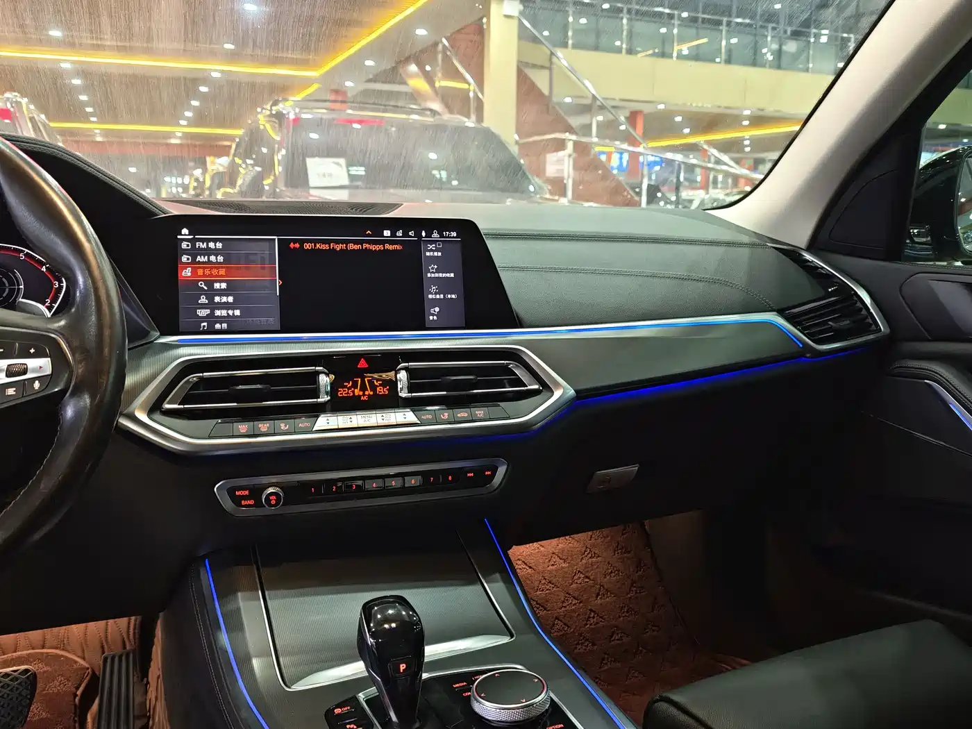 BMW X5 (Import) 2019 xDrive40i M Sport Package фото 13