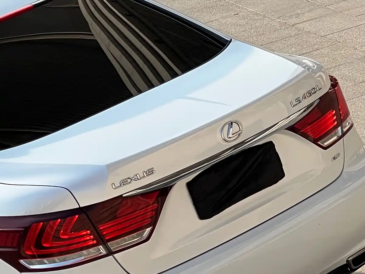 Lexus LS 2016 460L AWD Premium фото 13