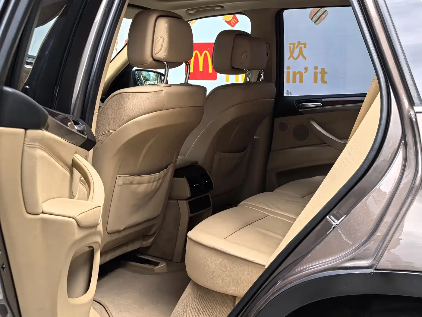 BMW X5 (Import) 2011 xDrive35i Leading Edition фото 11