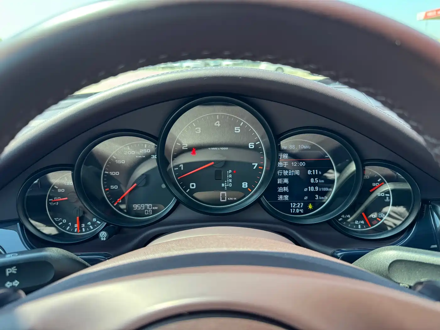 Porsche Panamera 2013 Panamera 4 Platinum Edition 3.6L фото 25