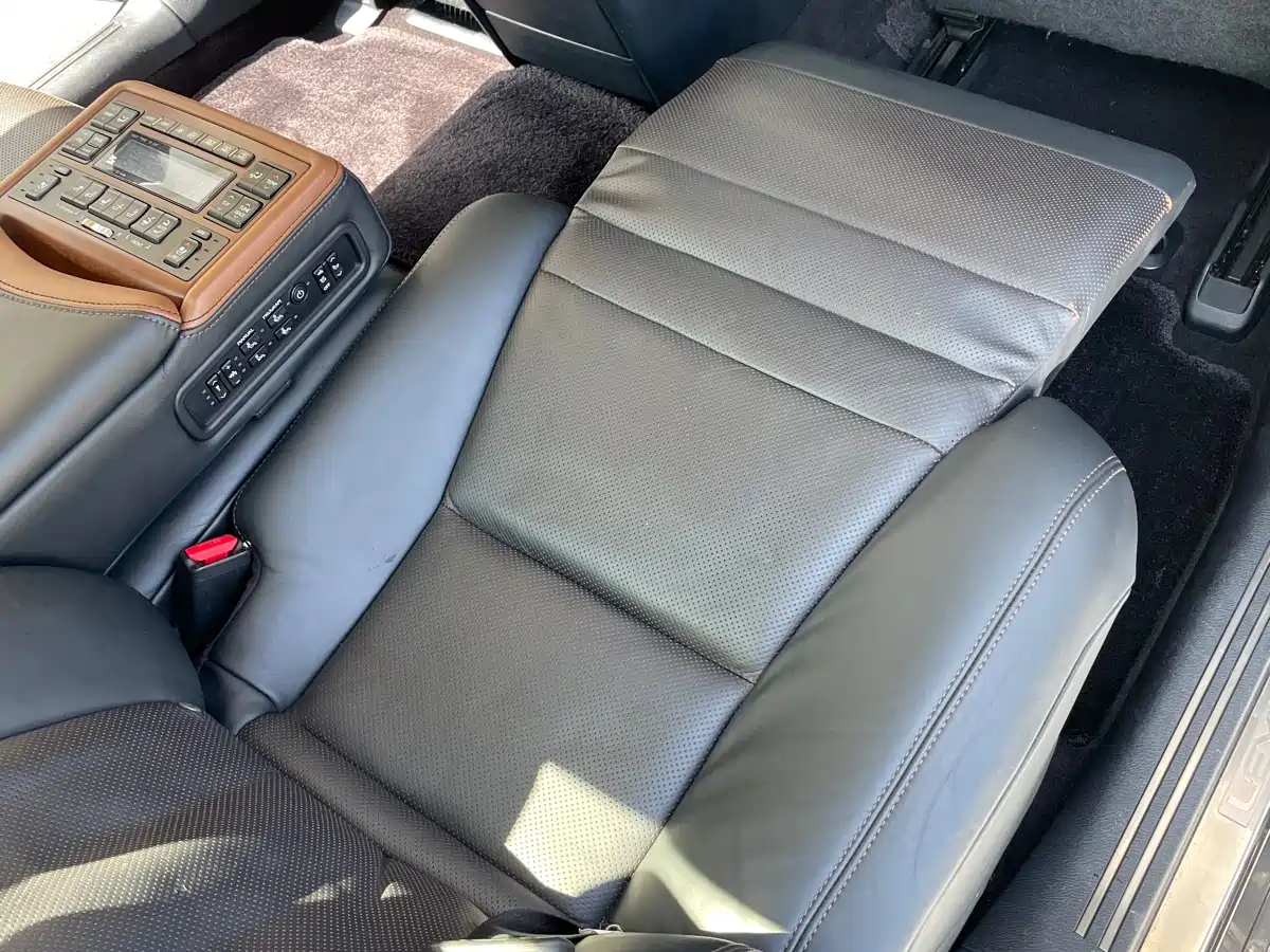 Lexus LS 2014 600hL фото 48