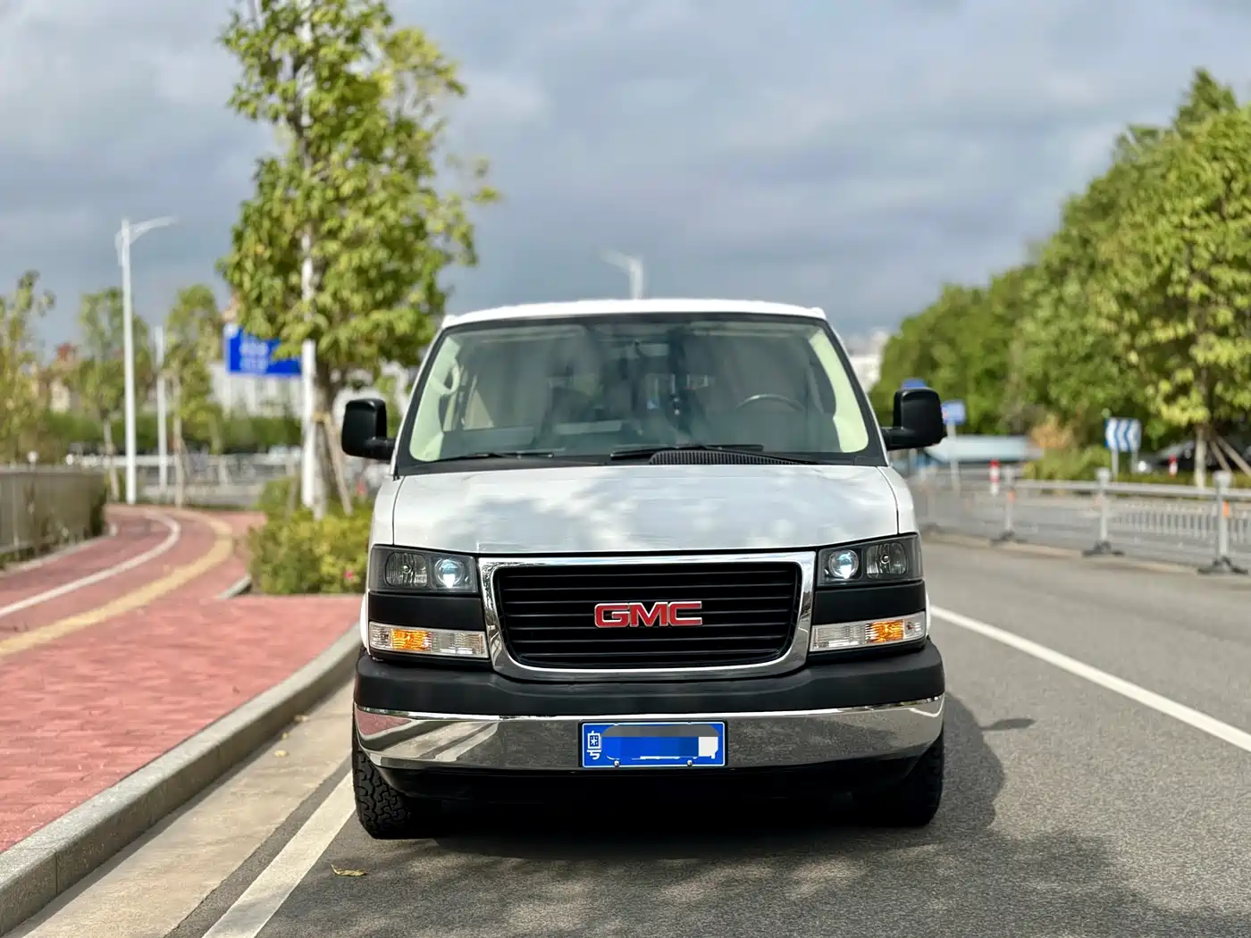 GMC Savana 2014 2014 5.3L AWD Leader Edition