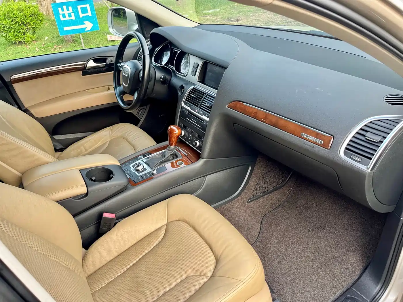 Audi Q7 2011 3.0 TFSI Comfort (200kW) фото 14