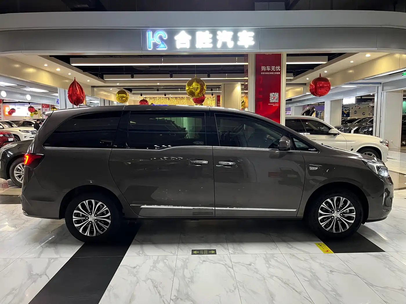 Buick GL8 2022 Land Business Class 652T Luxury фото 8
