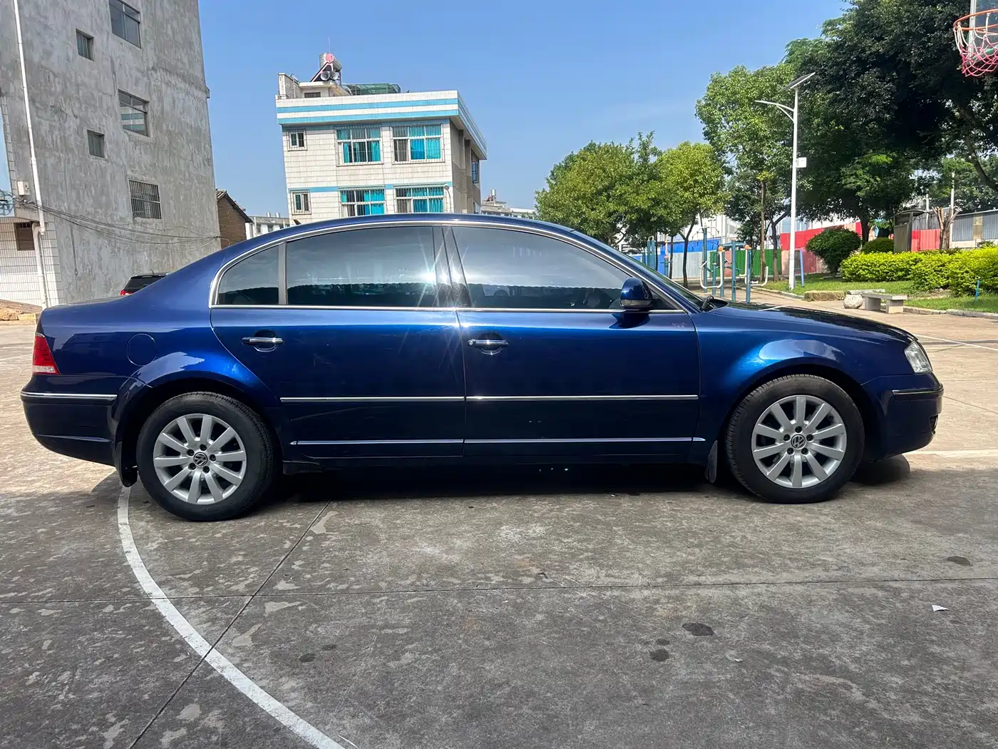 Volkswagen Passat Lingyu 2005 1.8T Auto Luxury фото 7