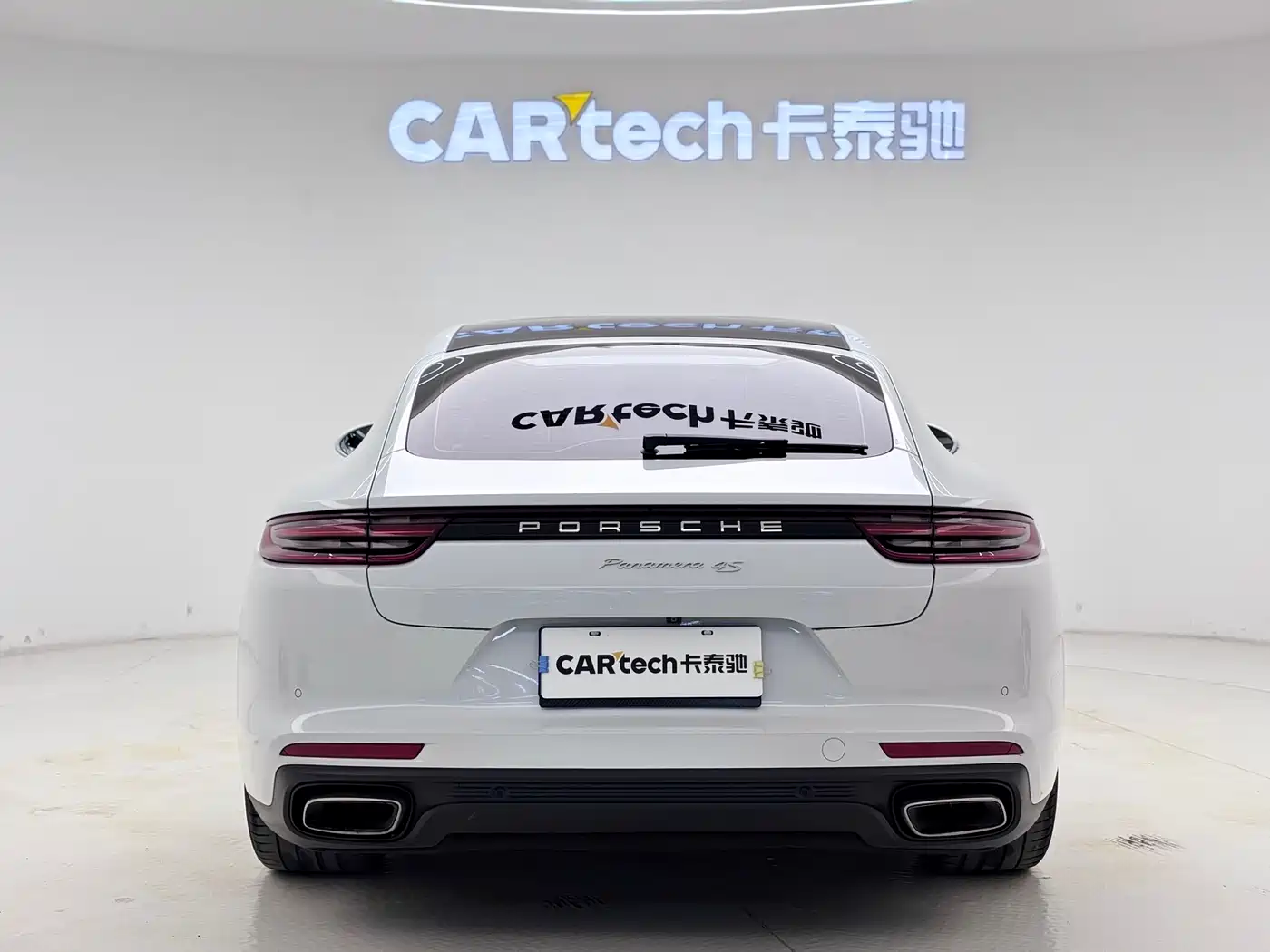 Porsche Panamera 2017 Panamera 3.0T фото 26
