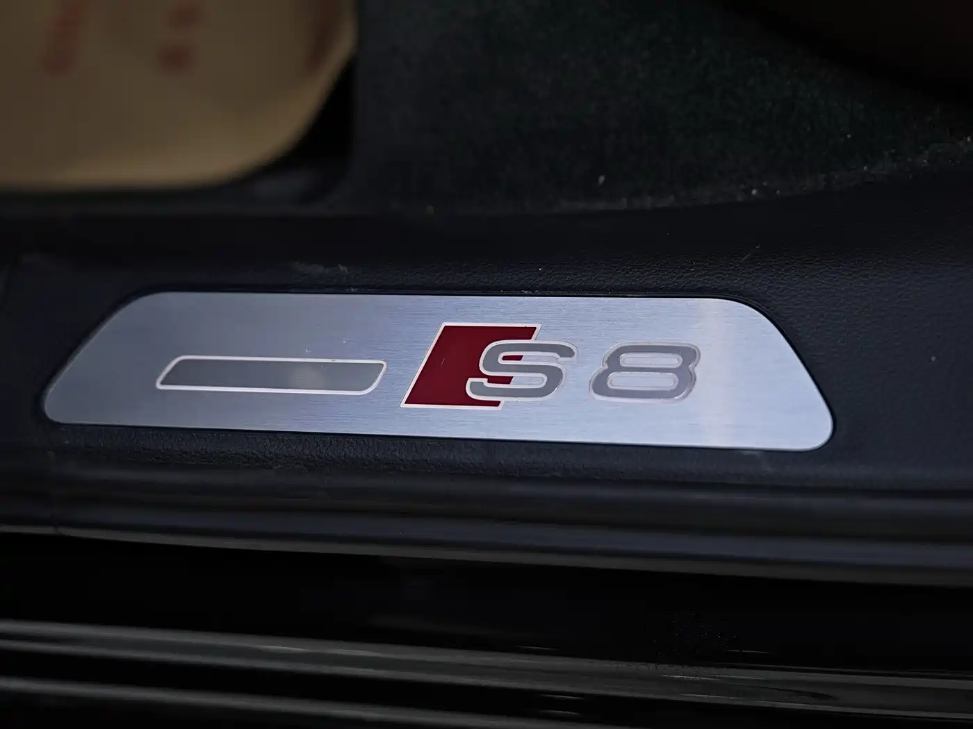 Audi S8 2013 S8 4.0TFSI quattro фото 18