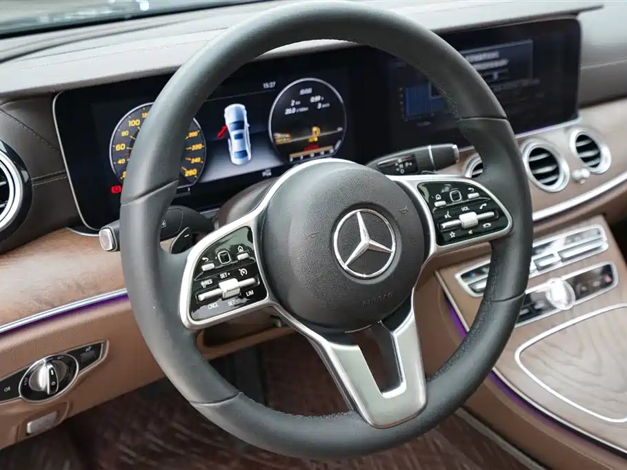 Mercedes-Benz E-Class 2016 E 200 L фото 8