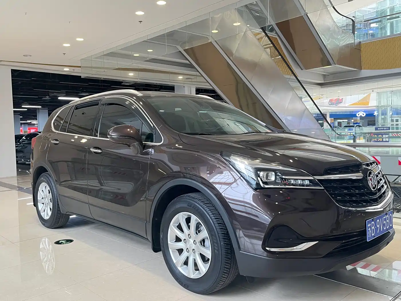 Buick Envision Plus 2021 532T FWD Elite Trim фото 3