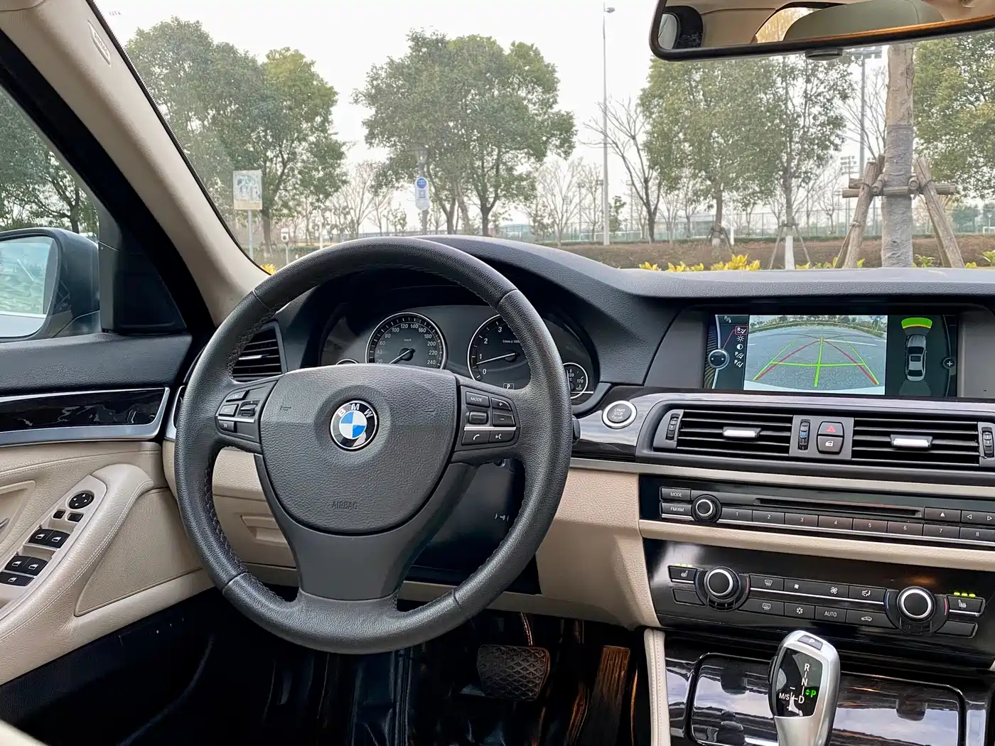 BMW 5 Series 2012 523Li Luxury фото 15