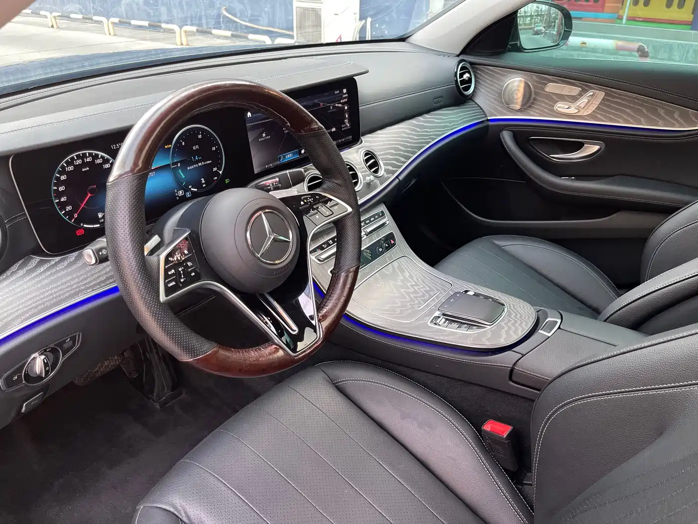 Mercedes-Benz E-Class 2022 Facelift III E 300 L Luxury фото 12