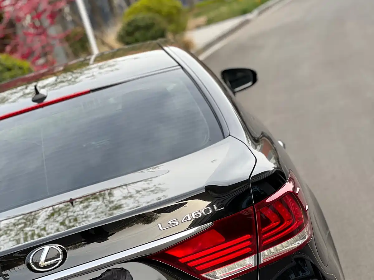 Lexus LS 2013 460L Luxury Edition фото 8
