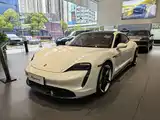 Photo 1 - Porsche Taycan