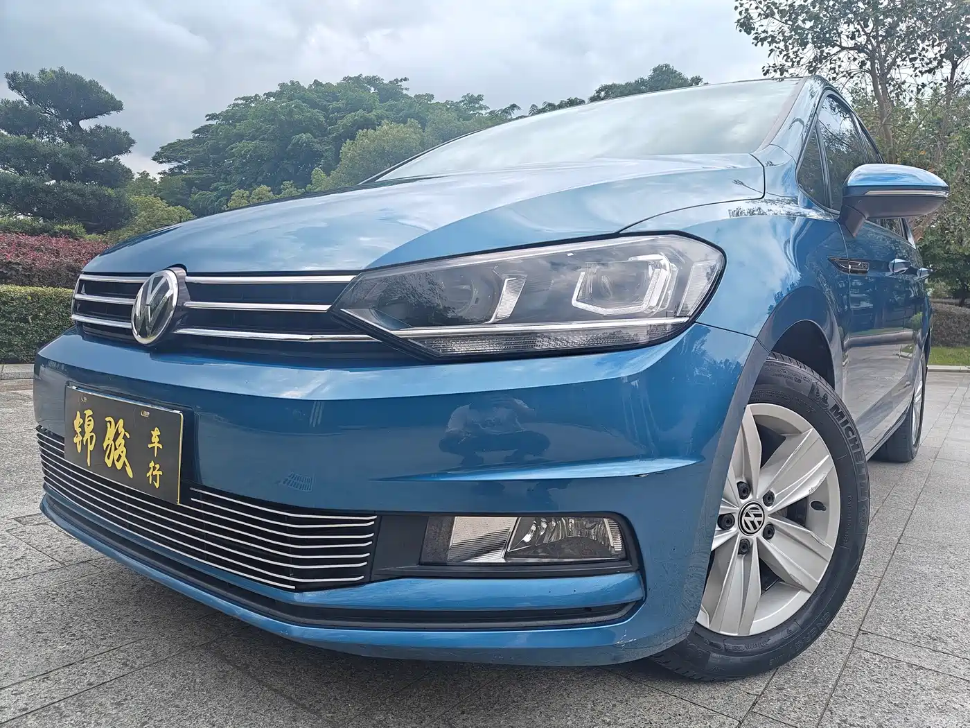 Volkswagen Touran 2018 Touran L 280TSI DSG Trendline 7-seater China V фото 8