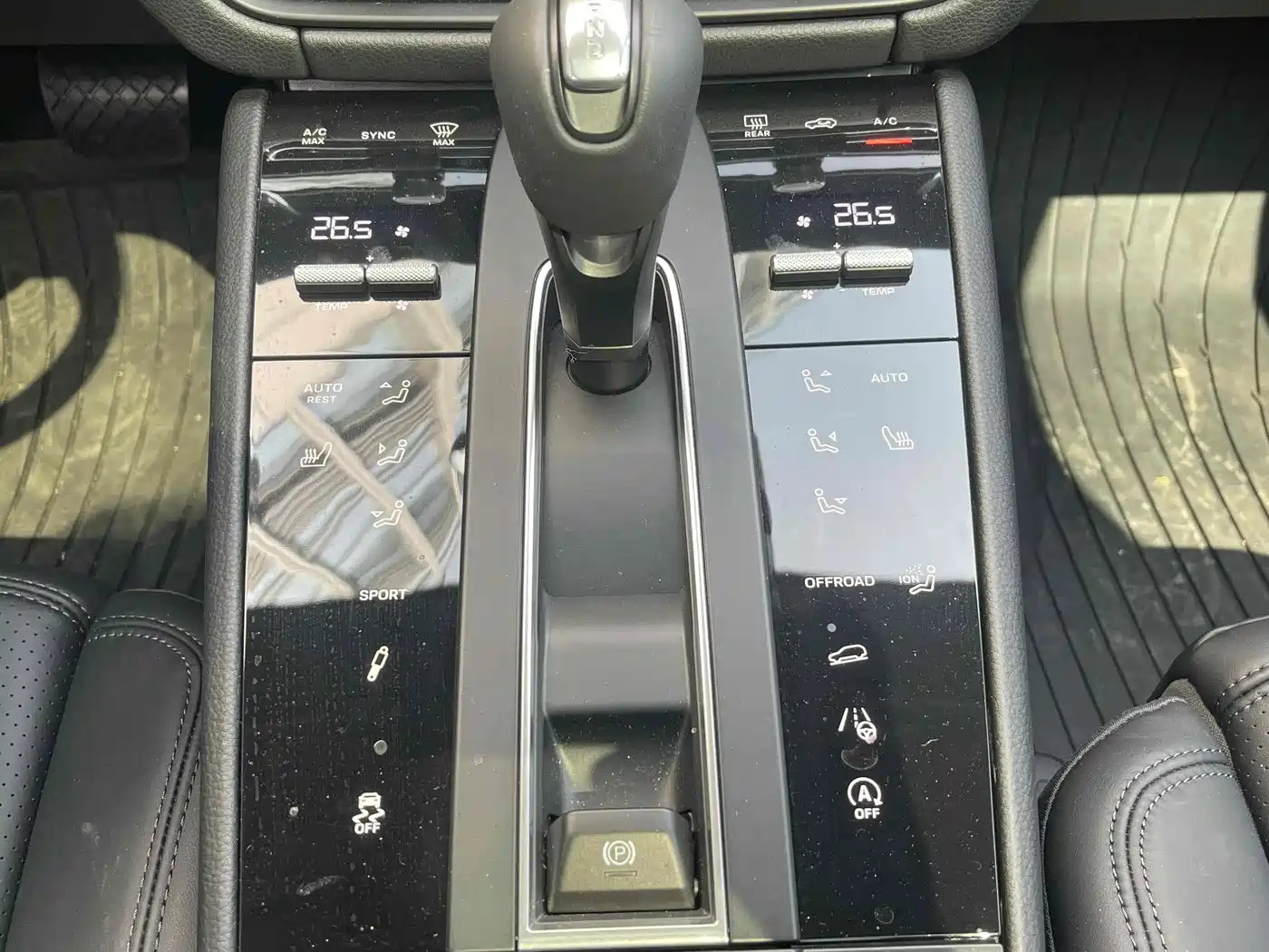 Porsche Macan 2024 Macan 2.0T фото 14