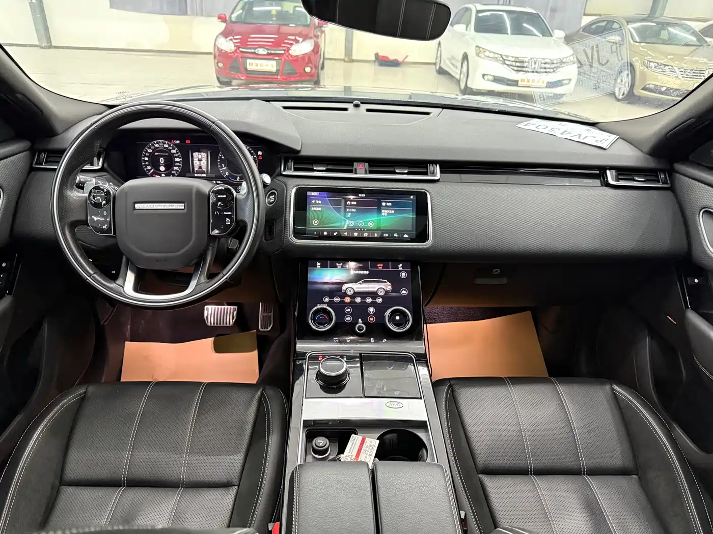Land Rover Range Rover Velar 2018 P300 R-DYNAMIC S фото 7